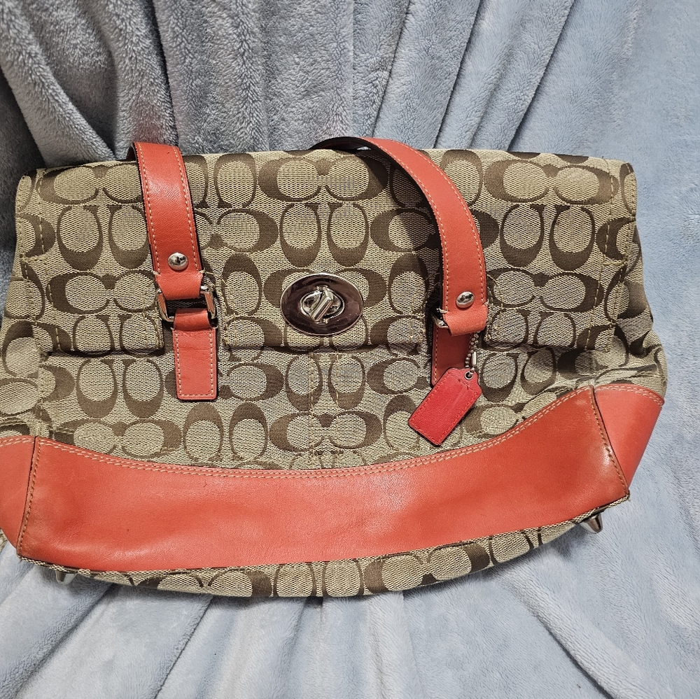 Coach shoulder bag